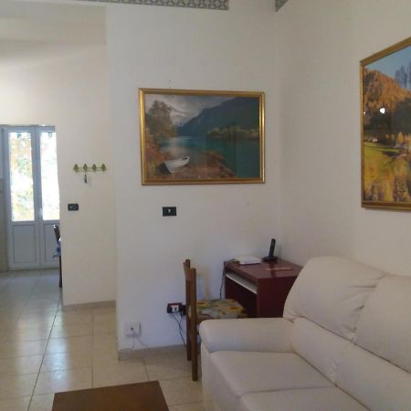 Casa Vacanze Lida Марина-ди-Каррара Экстерьер фото