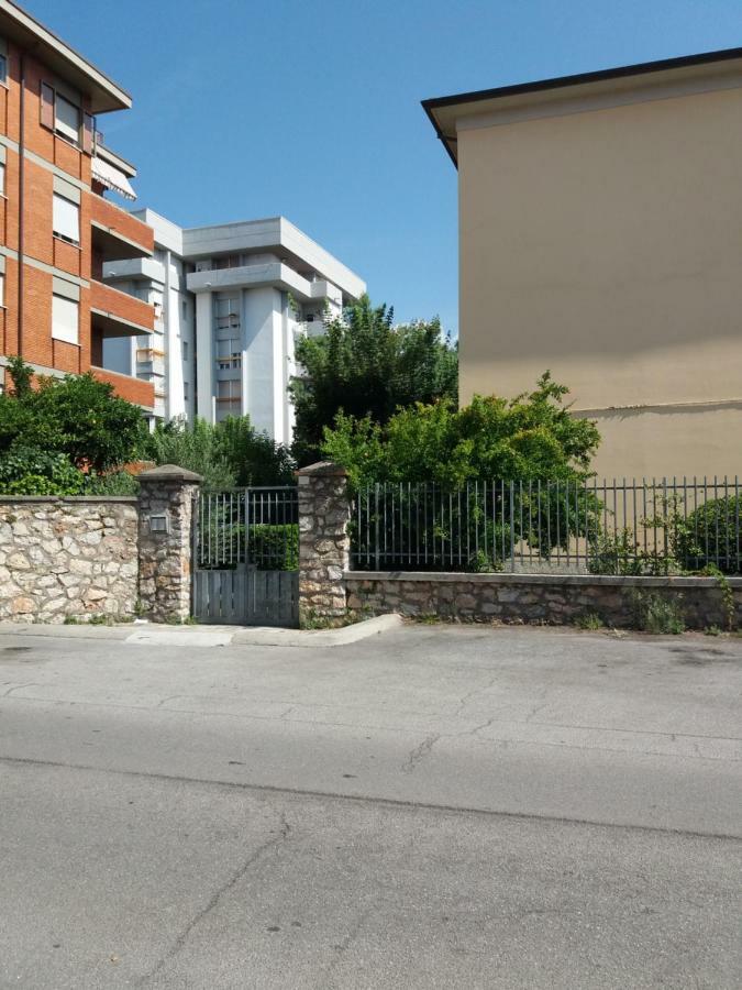 Casa Vacanze Lida Марина-ди-Каррара Экстерьер фото